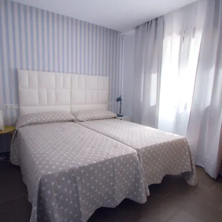 Pixel 3* 托雷莫利诺斯