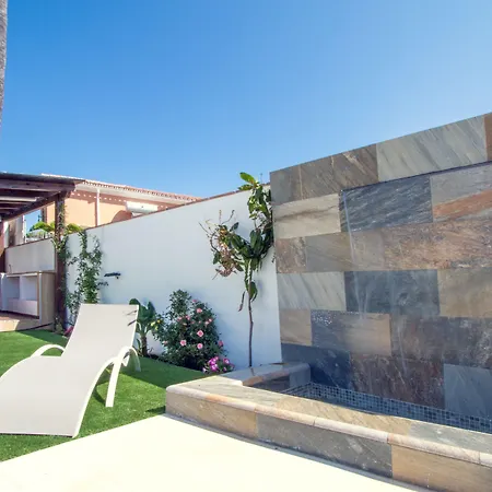 Pixel 3* 托雷莫利诺斯