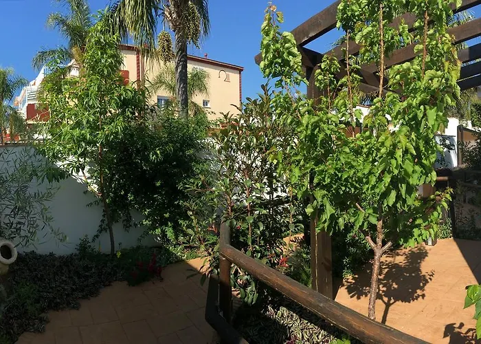 בית הארחה Pixel 3*